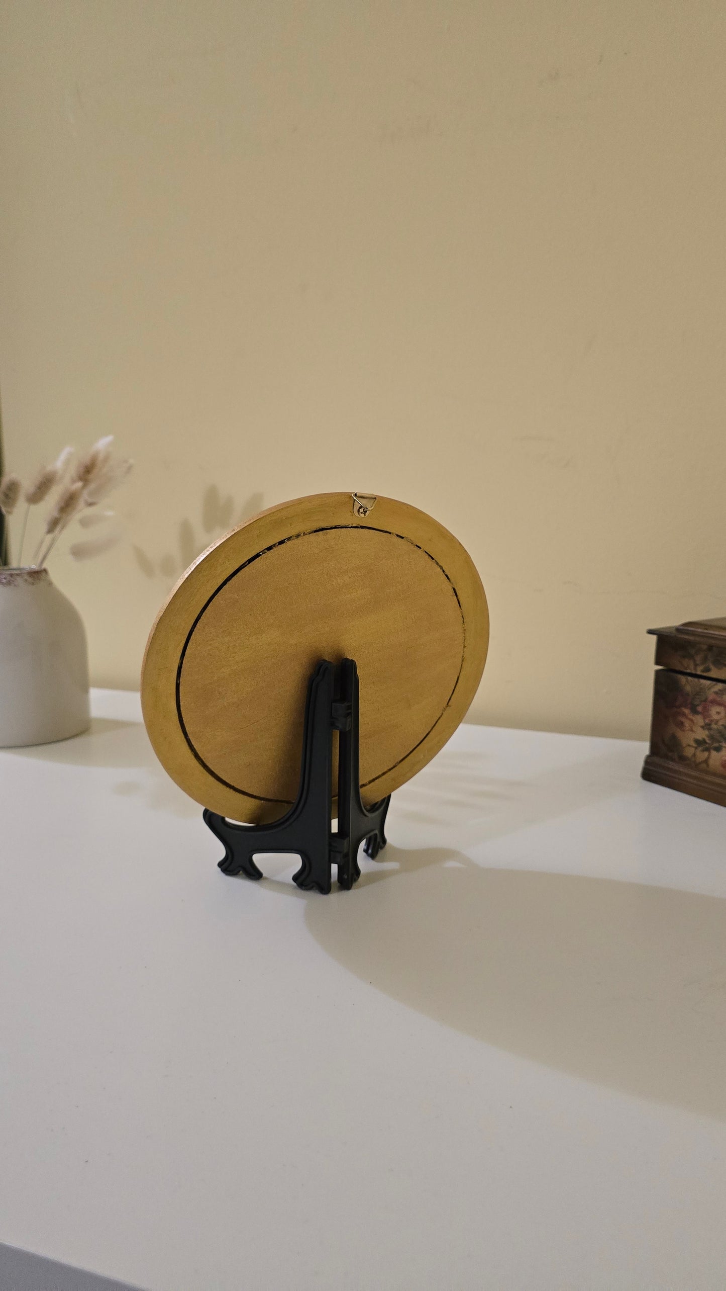 G006 Tablou rotund realizat manual cu flori naturale conservate