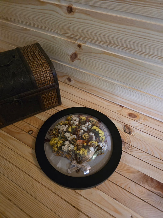 D006 Tablou decorativ cu flori naturale conservate, realizat manual.