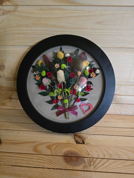 G011 Tablou decorativ cu flori naturale conservate, realizat manual.