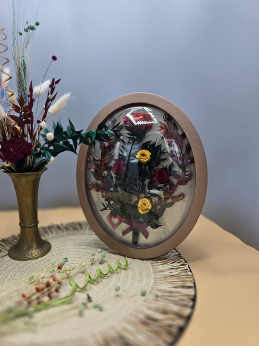 G019 Tablou floral realizat manual, cu flori naturale conservate