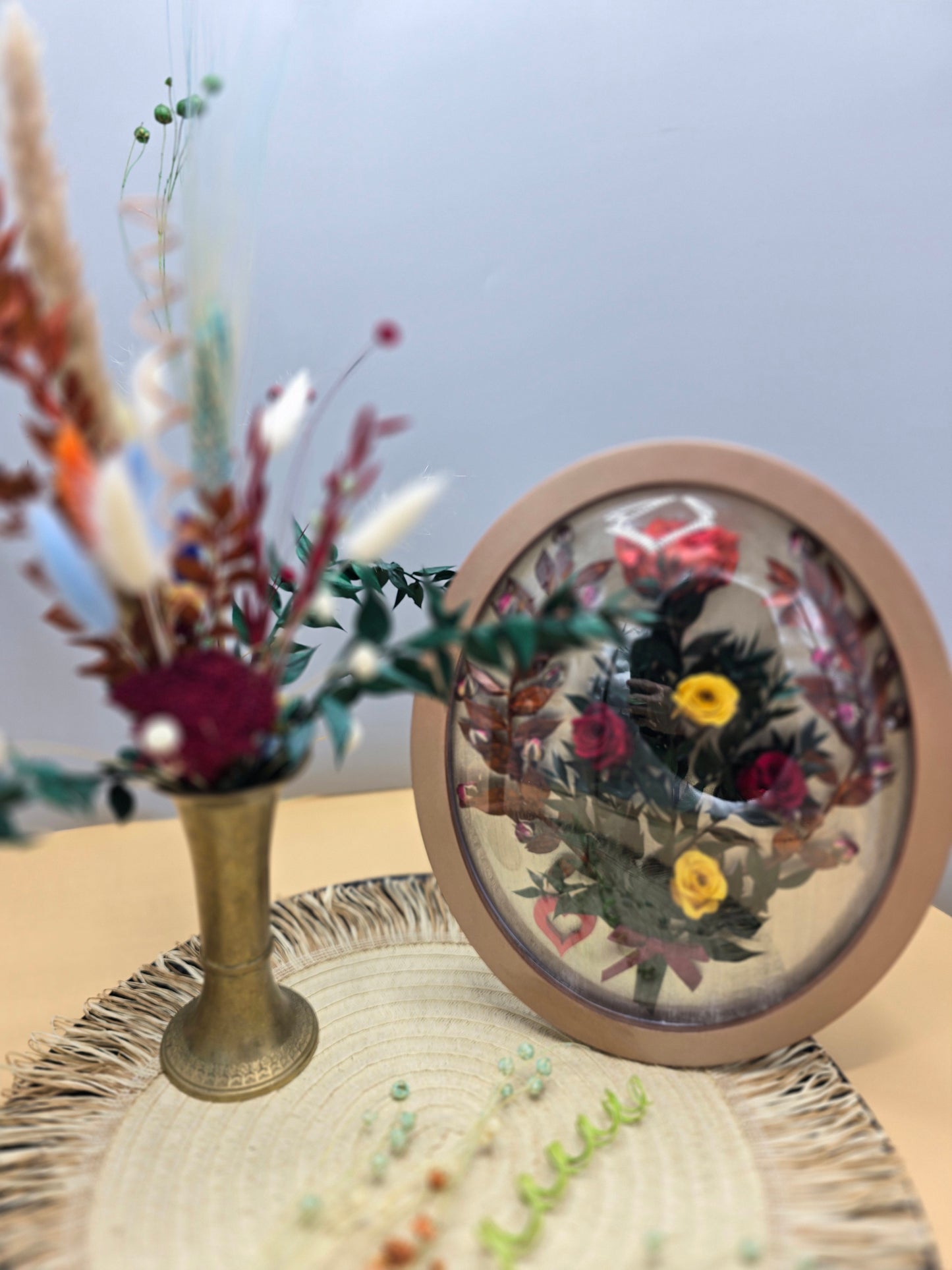 G019 Tablou floral realizat manual, cu flori naturale conservate