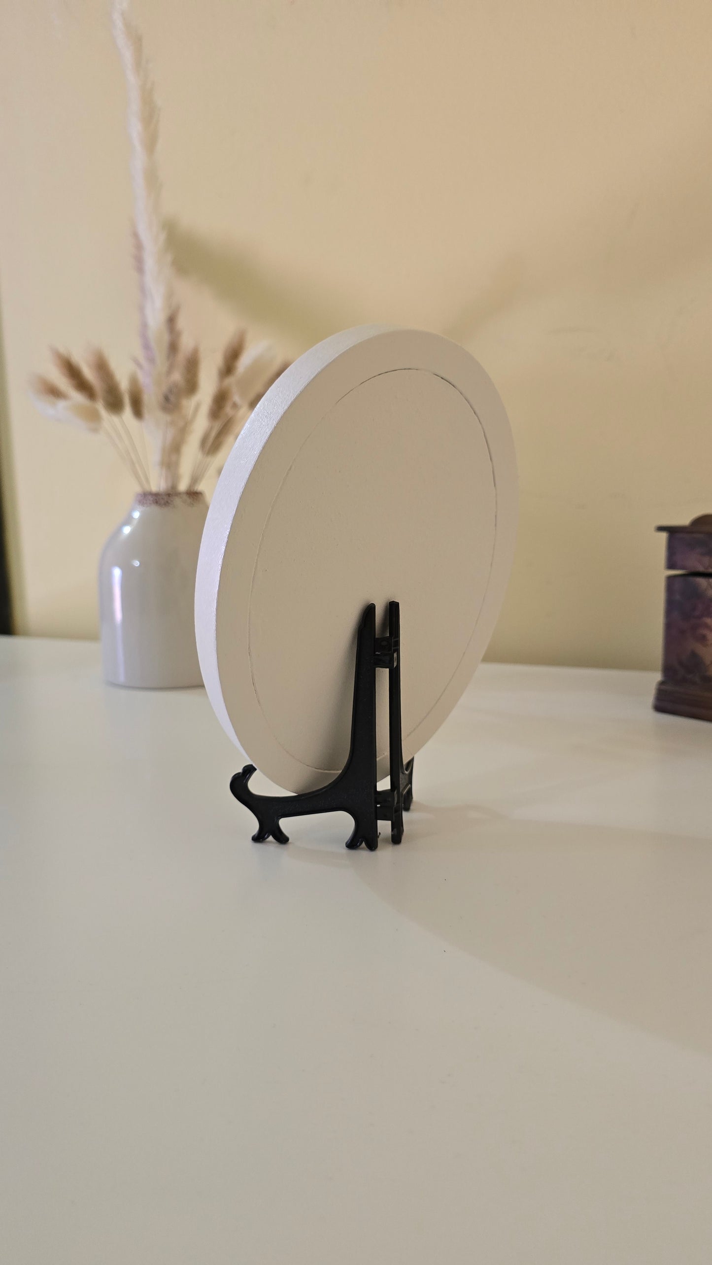 D040 Tablou oval cu flori naturale conservate – eleganță în detalii