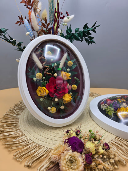 D017 Tablou oval cu flori naturale conservate