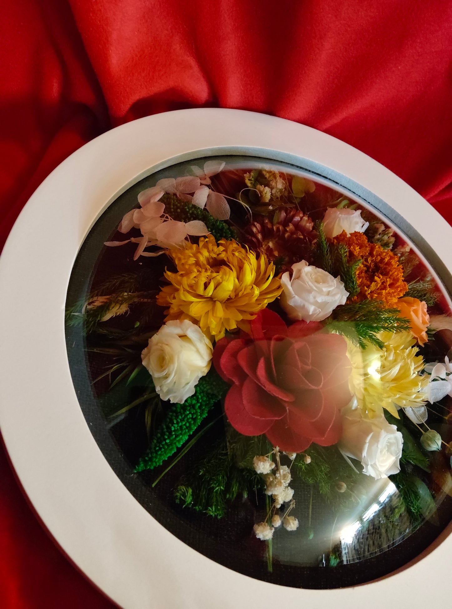 D011 Tablou rotund cu flori criogenate