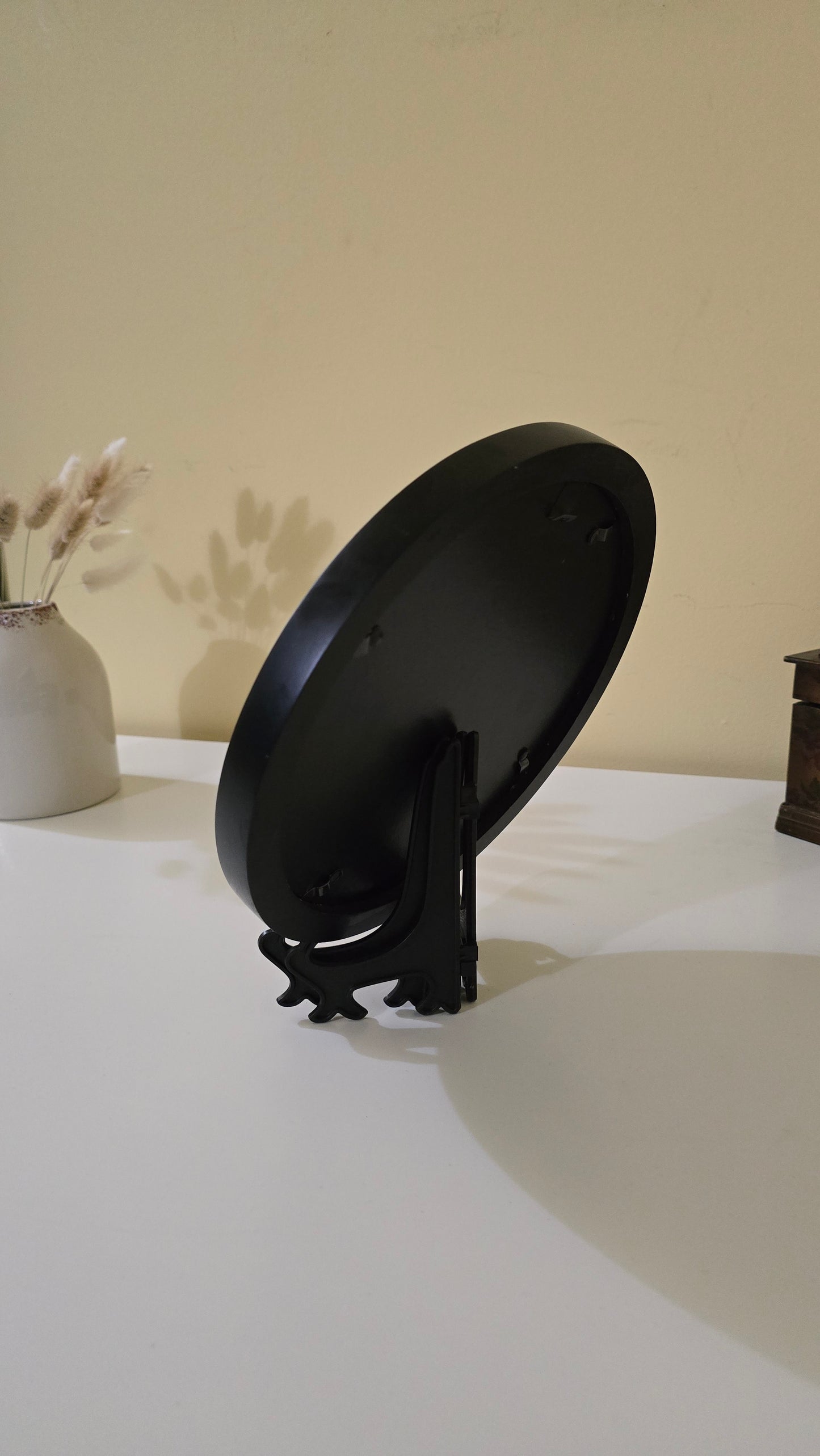 D010 Tablou rotund realizat manual cu flori naturale conservate