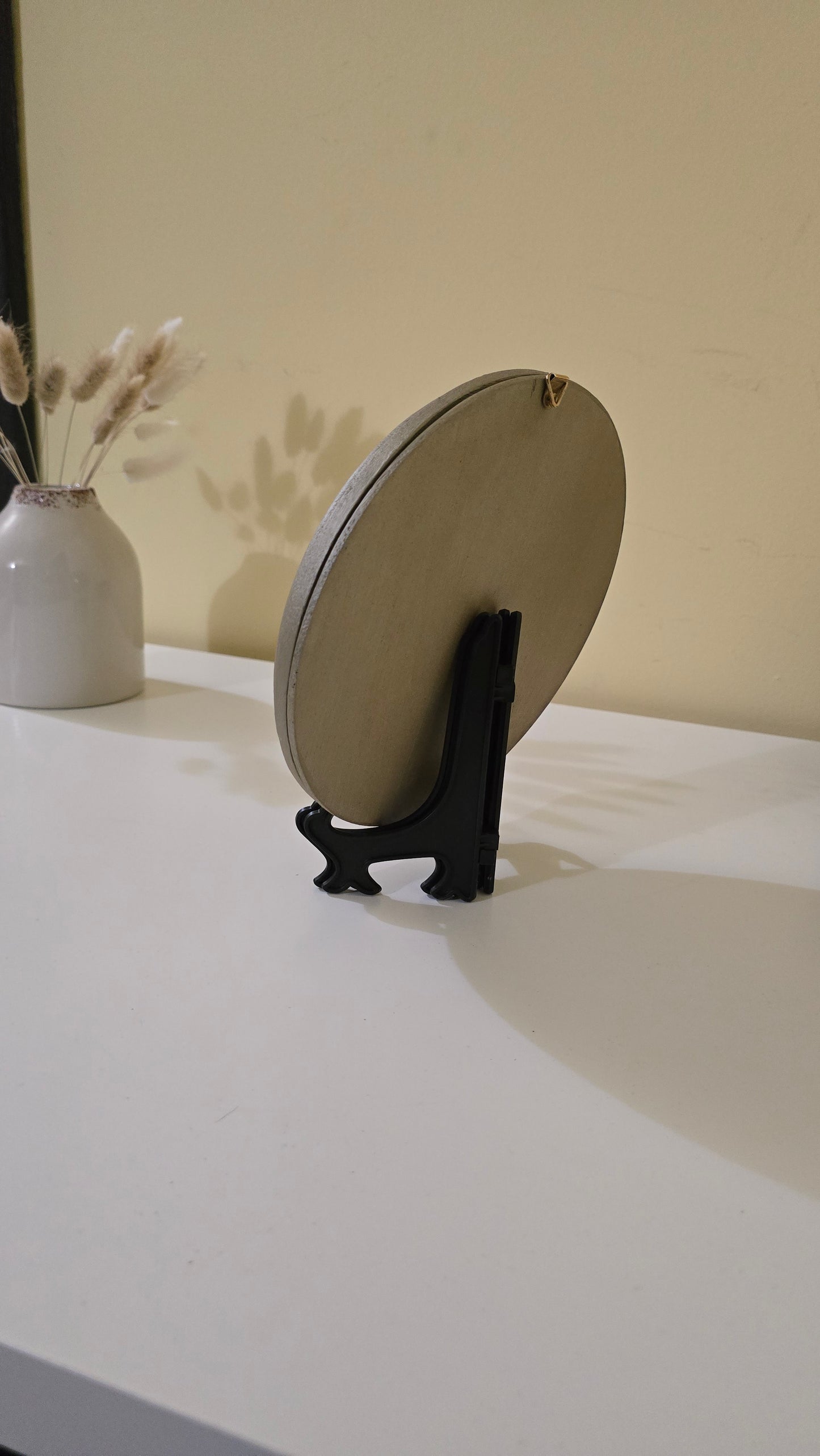 G004 Tablou rotund realizat manual cu flori naturale conservate