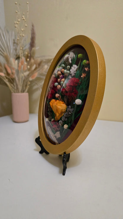 Tablou floral oval cu flori naturale conservate – 25 x 20 cm