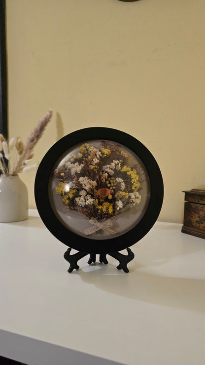 D006 Tablou decorativ cu flori naturale conservate, realizat manual.