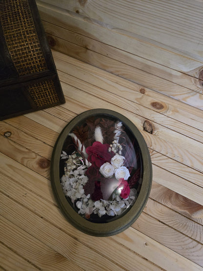 D013 Tablou oval cu flori naturale criogenate