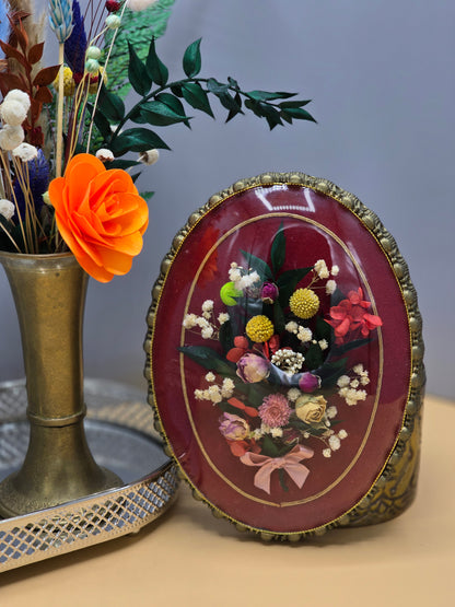 D015 Tablou oval realizat cu flori naturale