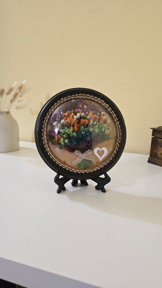 G003 Tablou rotund realizat manual  cu flori naturale conservate