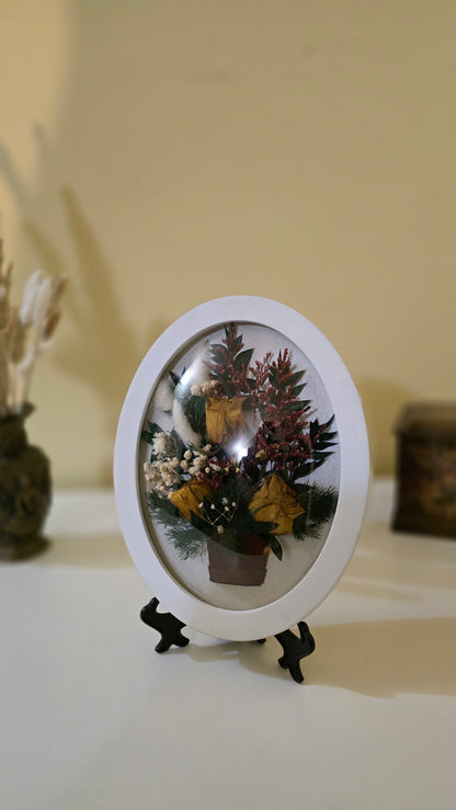 D036 Tablou oval cu flori naturale conservate – eleganță în detalii